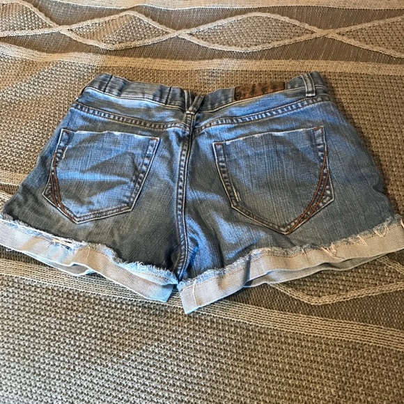 Converse denim shorts - Picture 2 of 3